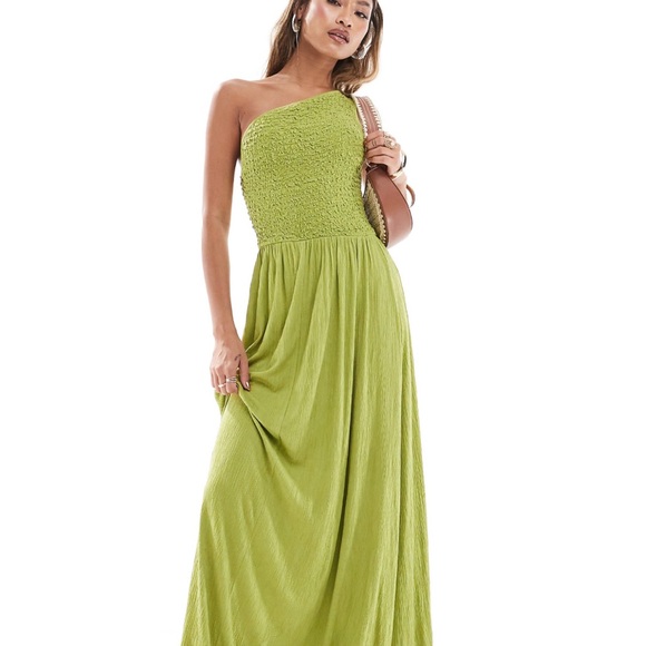 seven wonders Dresses & Skirts - SEVEN WONDERS smocked asymmetric one shoulder maxi dress small